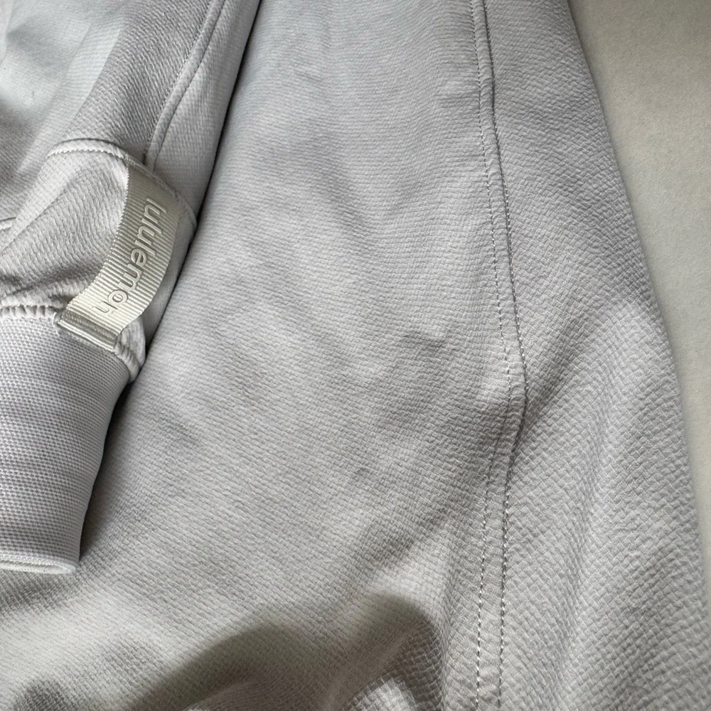 Lululemon Light Grey Women’s Joggers - Picture 4 of 6